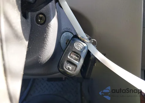 2003 Toyota Corolla Le z USA, uszkodzony, nr VIN JTDBR32E832005254